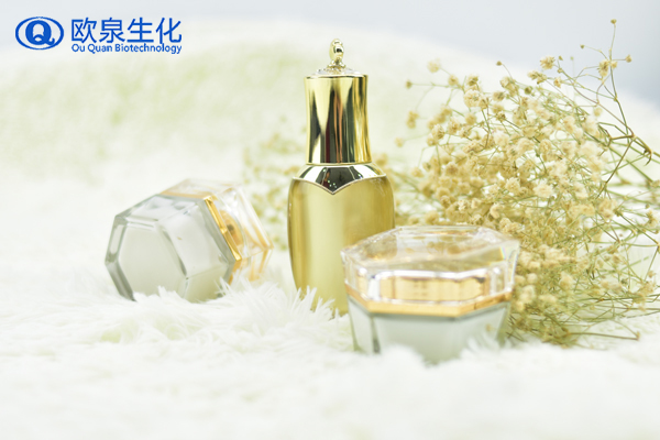 給肌膚補(bǔ)水保濕需要注意的事項(xiàng)有哪些？